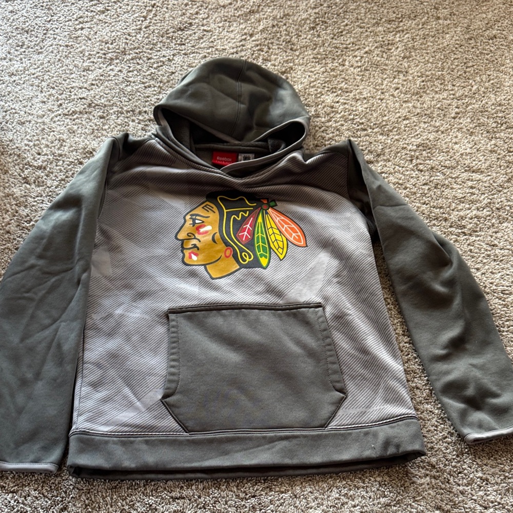 Reebok Kids Olive Green & Gray Chicago Blackhawks Hoodie